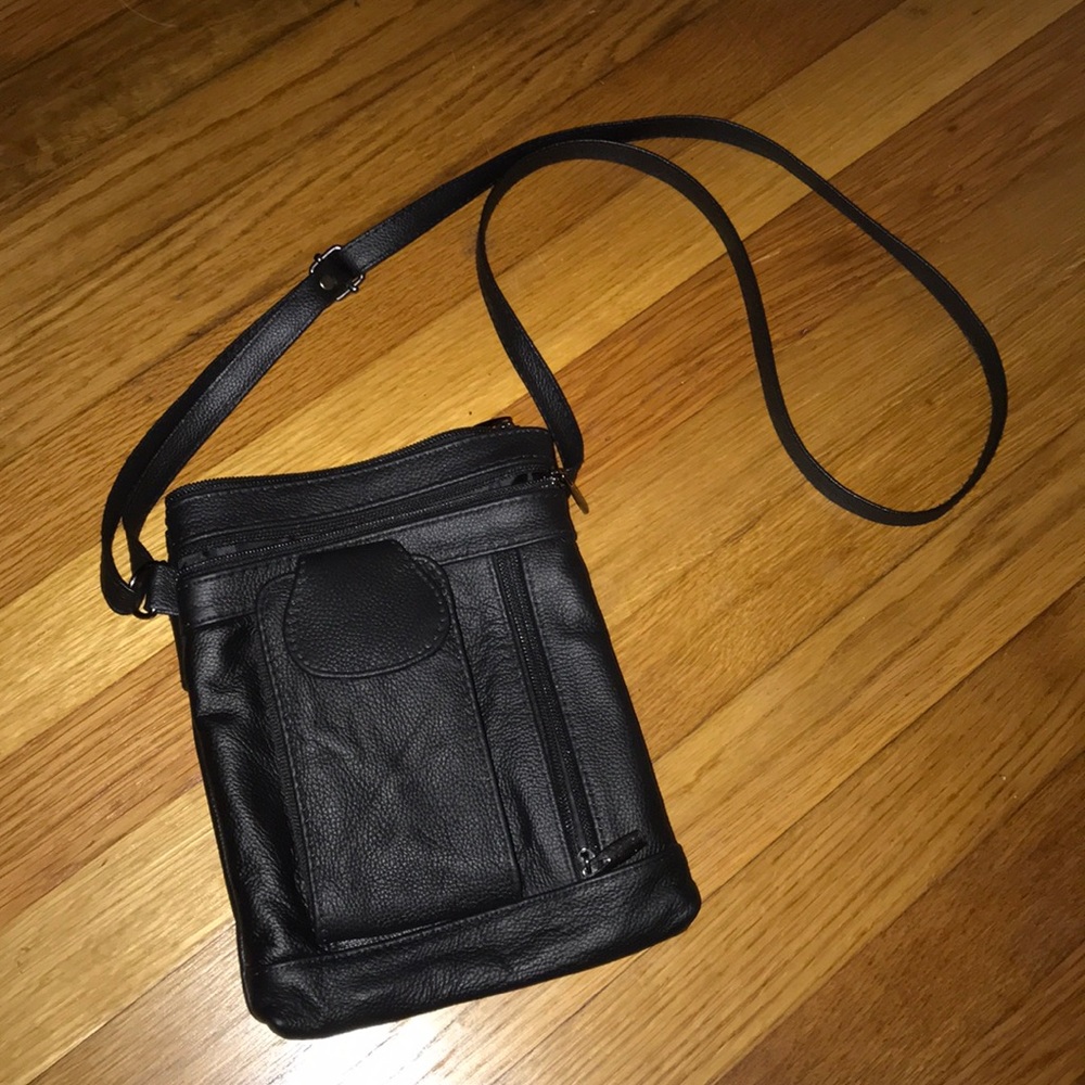 NWOT Genuine Leather Crossbody Purse